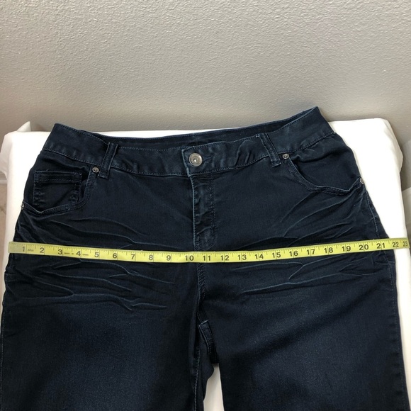 Lane Bryant Soft Stretchy Cotton Dark Wash Whiskered Straight Jeans 16 - Picture 10 of 15